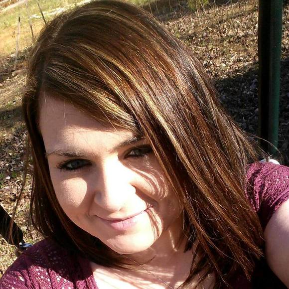 Meet your Posher, Lindsay - Picture 1 of 1